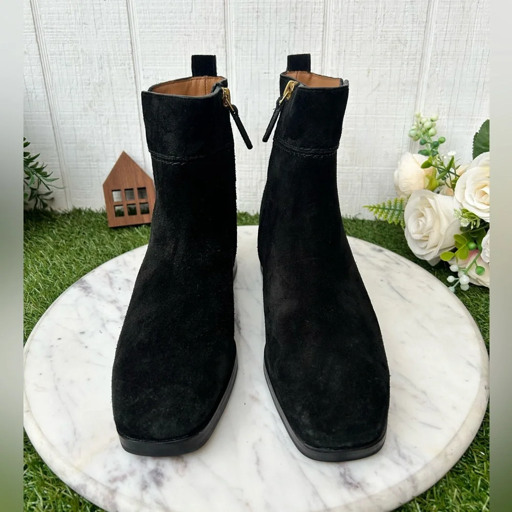 TORY BURCH EVERLY SUEDE ANKLE BOOTIES IN BLACK gold logo SIZE 6 NEW